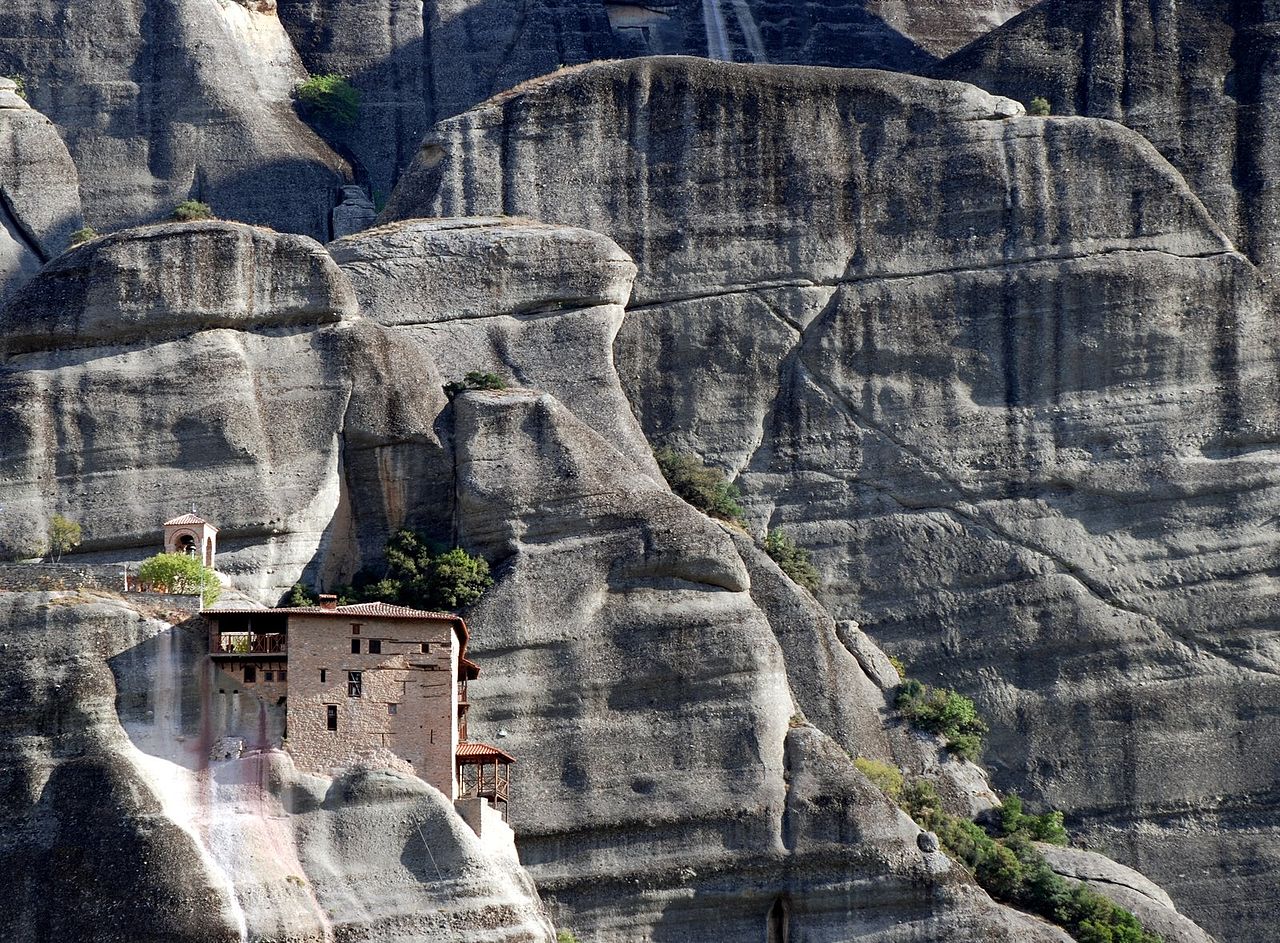Meteora, six monasteries on the rocks
