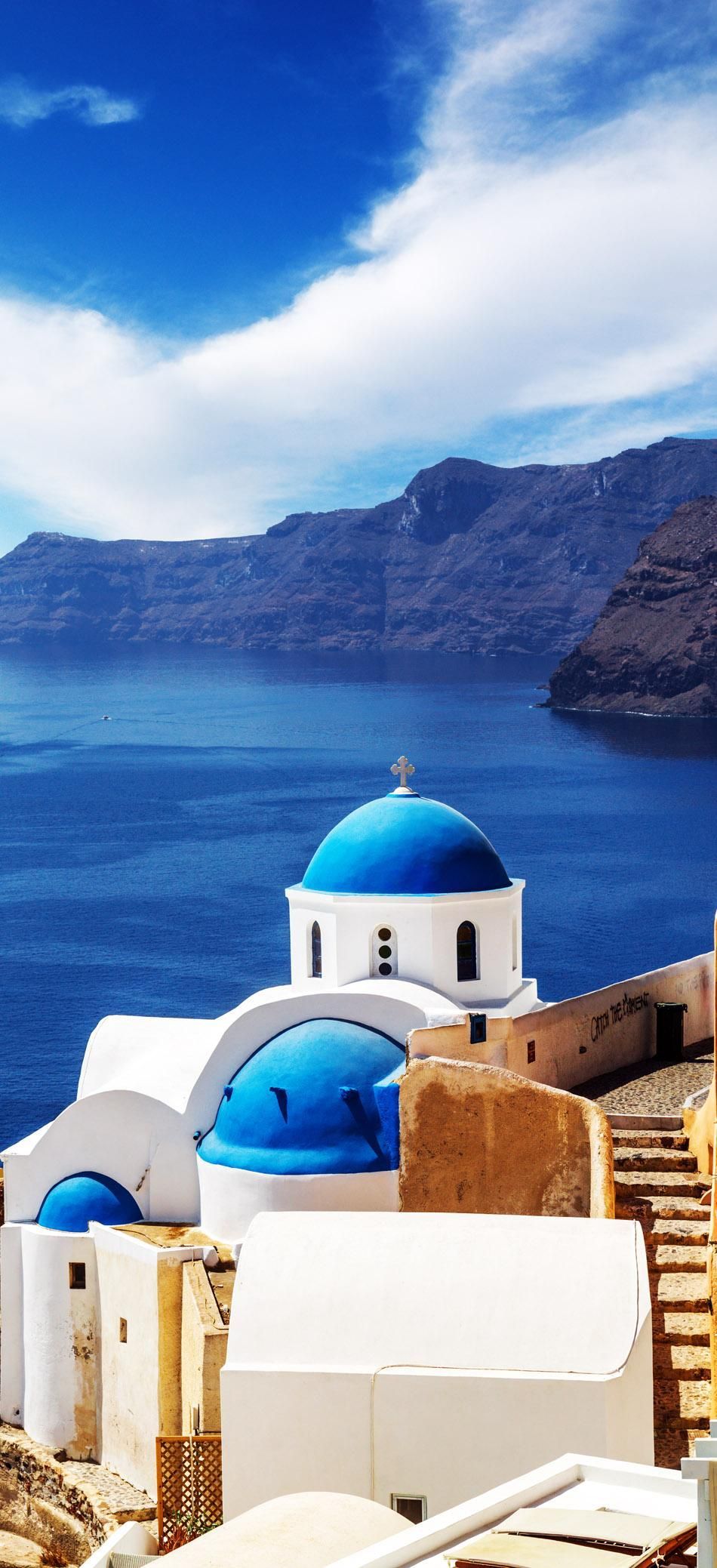 10 breathtaking photos of Santorini island